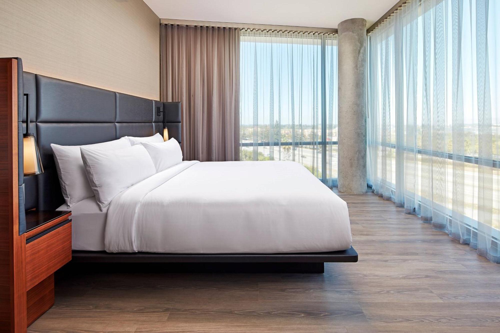 Ac Hotel By Marriott San Jose Санта Клара Экстерьер фото